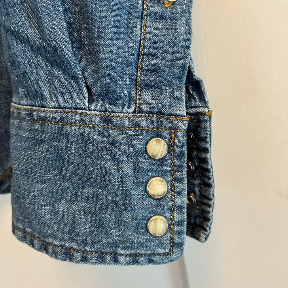 Levi’s Slim Western Denim Shirt with Pearl Snaps Size L - Picture 3 of 6